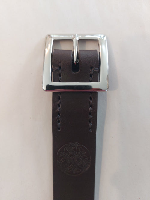 Full Grain Belt made with brown leather, complete with a nickel-plated solid brass full buckle.